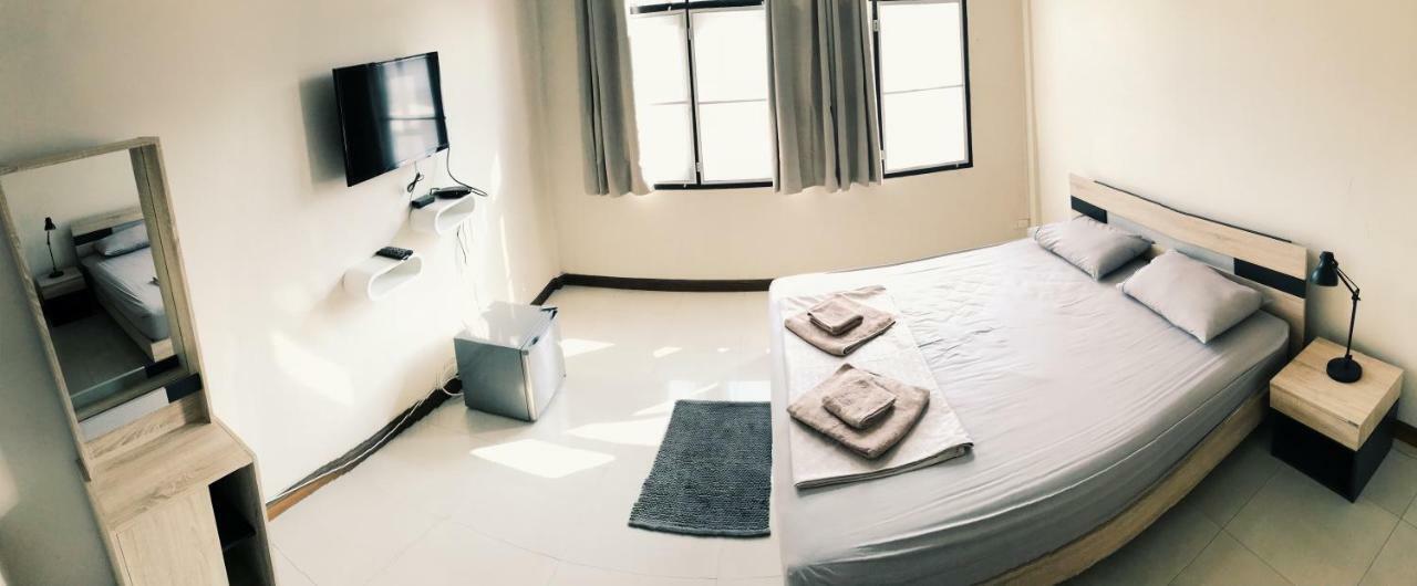 New Apartment Nearby Beach Хуа Хин Екстериор снимка